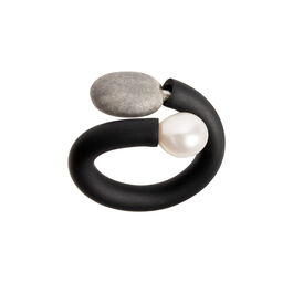 Pearl & river pebble ring